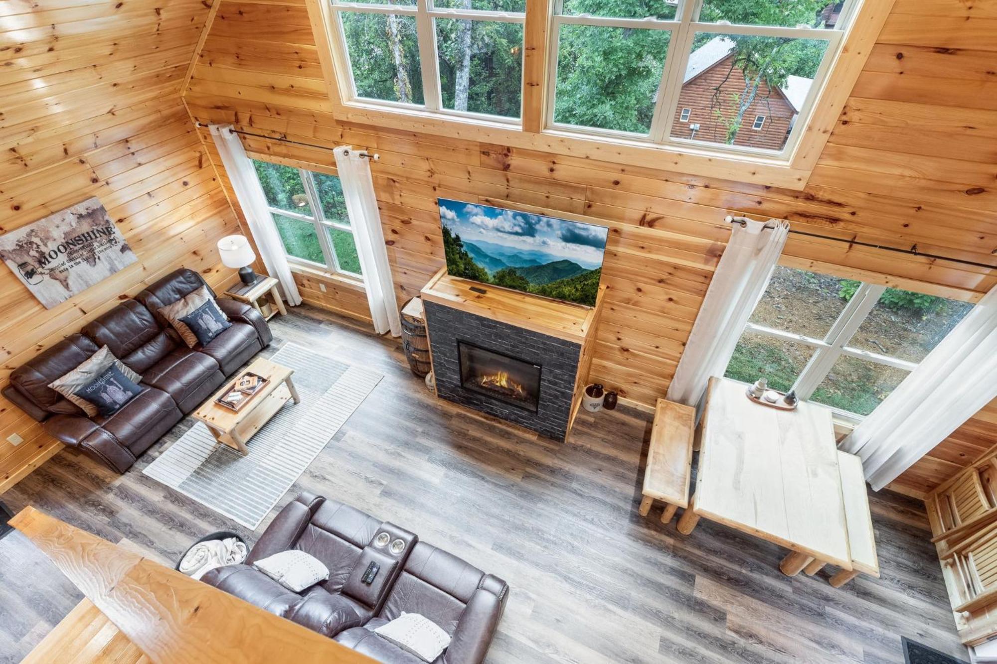 Fully Loaded Cabin In Heart Of Pigeon Forge Ngoại thất bức ảnh