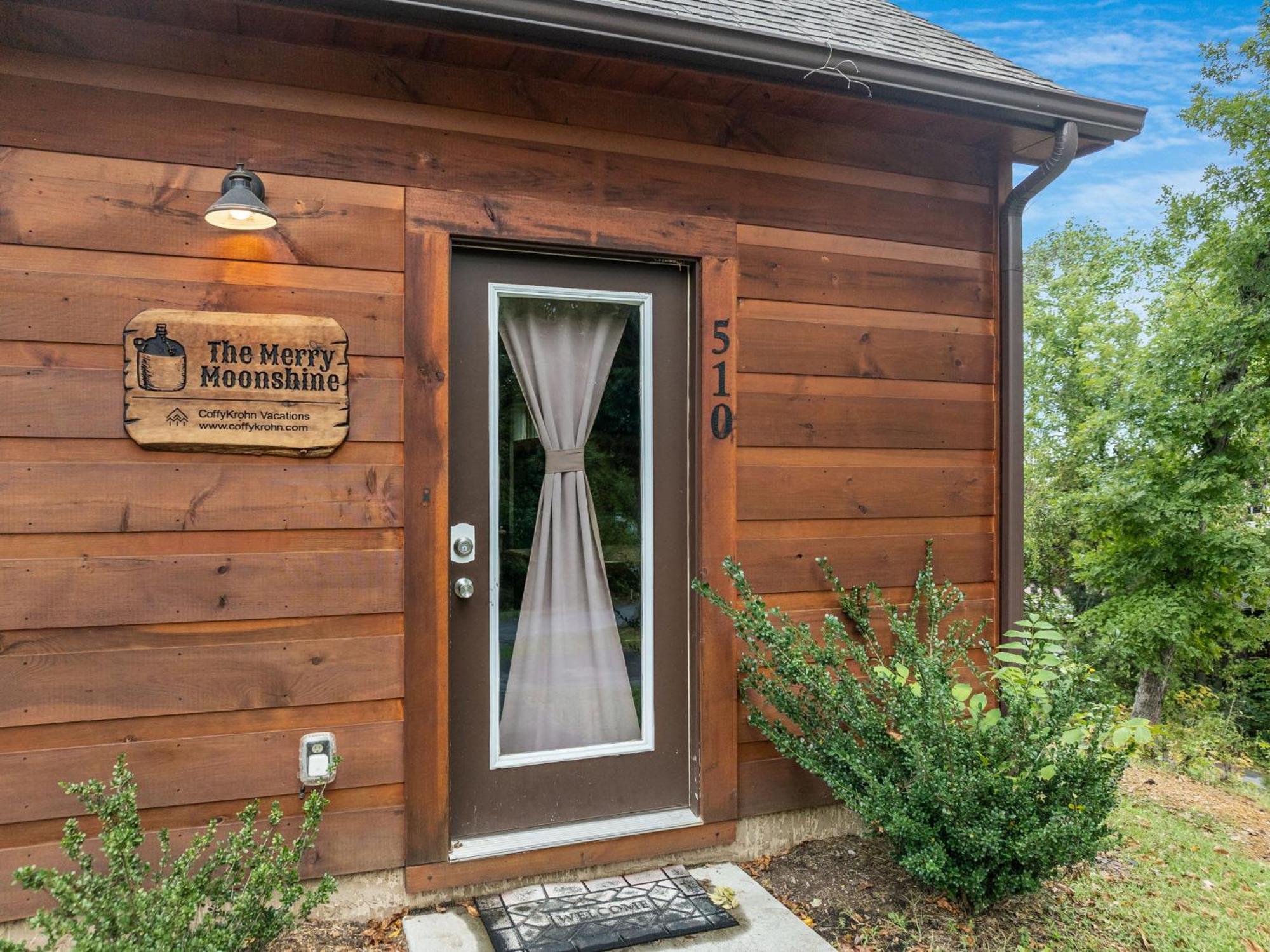 Fully Loaded Cabin In Heart Of Pigeon Forge Ngoại thất bức ảnh